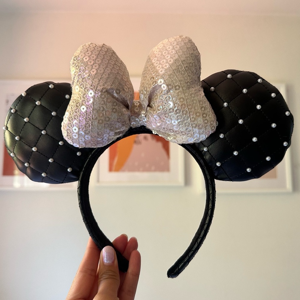 Tokyo Disney Black and Silver Minnie Mouse Ears Headband with Bow